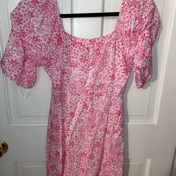 Pink floral dress - Picture 3 of 3